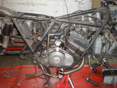 Benelli 250 2c (1975)